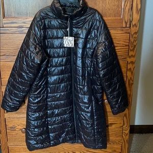 Women’s Active USA black puffer coat sz 1XL